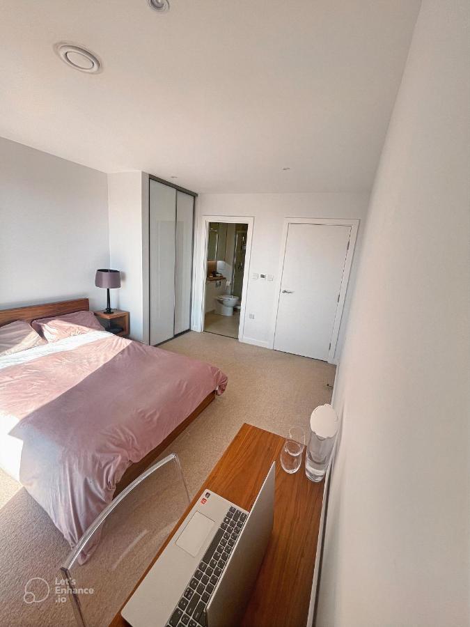 Bright Spacious En-Suite Room W/ London Views - 8Min From London Bridge! 외부 사진